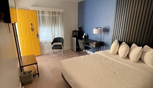 Single Room, 1 Queen Bed, Non Smoking