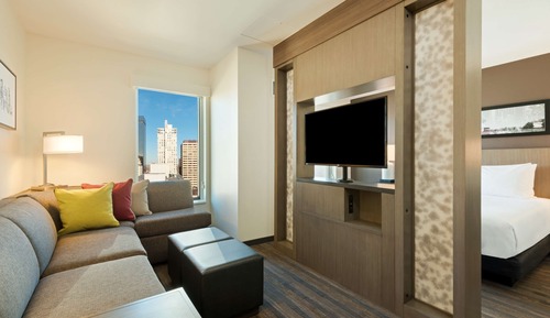 Studio, 1 King Bed with Sofa bed (High Floor)