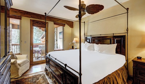 Condo, 2 Bedrooms