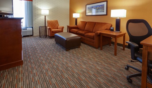 Suite, 1 King Bed with Sofa bed (Upper Floor, Sofa Sleeper, 2 Rooms)