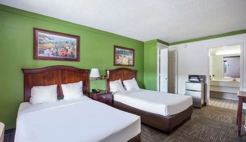 Room, 2 Double Beds, Smoking