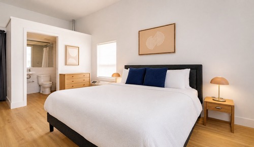 Deluxe Apartment