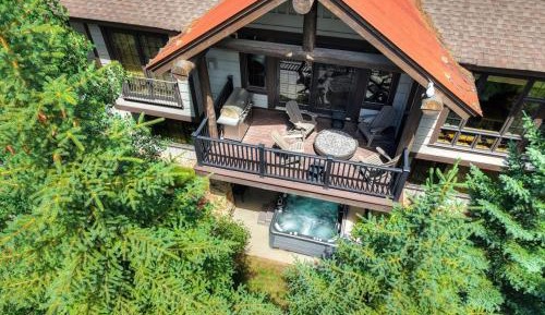 Six-Bedroom House
