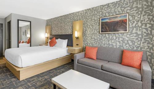 King Room with Sofa Bed and Walk-In Shower - Non-Smoking