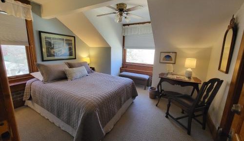 Queen Room