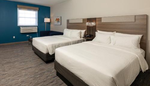 Standard Room with Two Queen Beds