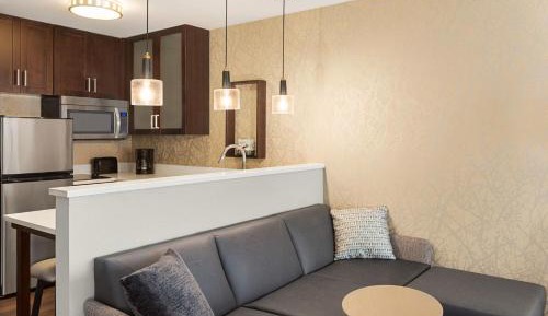 King Studio with Sofa Bed