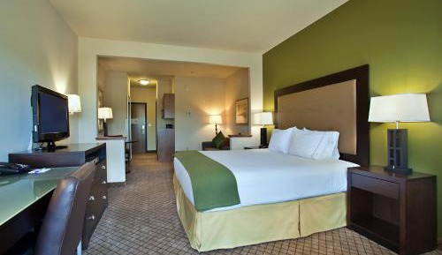 King Suite with Sofa Bed