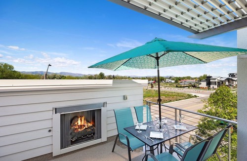 Old Town North House | Elegant Townhome Near Old Town, Breweries and River!