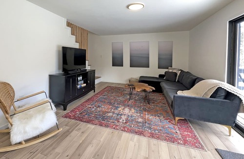 Evergreen Cabin | Escape to a Serene Mountain Getaway: Your Perfect Retreat Awaits in Evergreen CO