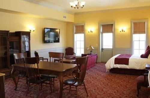 Del Norte Hotel | Windsor Hotel
