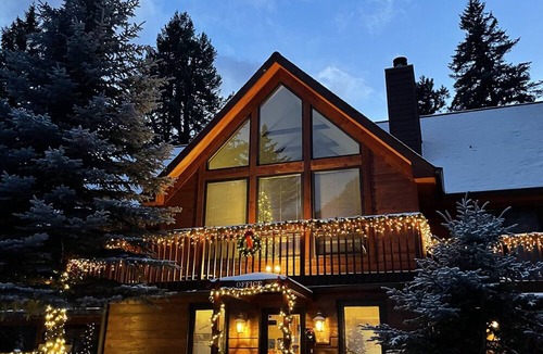 Fall River Estates Hotel | Aspen Winds on Fall River