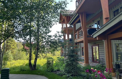 Snowmass Village House | Countryside at Snowmass - CoralTree Residence Collection