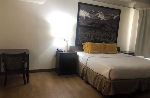 Jefferson Park Hotel | Budget Inn Denver Downtown