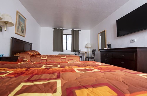 Trinidad Hotel | Tower 64 Motel & RV Park