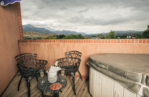 Colorado Springs Bed & Breakfast | Old Town GuestHouse B&B