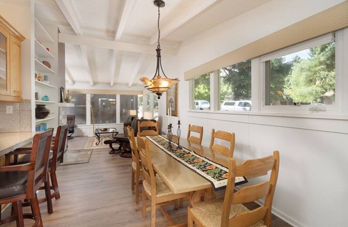 West End House | Aspen West End - Quiet Neighborhood 3 Bedroom Home by RedAwning