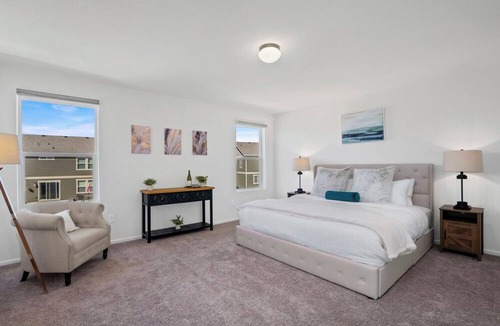 Centerra House | Pelican Landing Modern 3BD in Lakes at Centerra