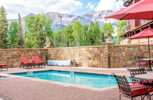 Mountain Village Cabin | Bear Creek Lodge 303c 1 Bedroom Hotel Room