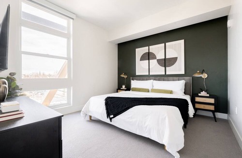 Highland Condo | Serenity in Style | Espadin LoHi