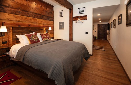 Silverton Hotel | The Frenchman Suites