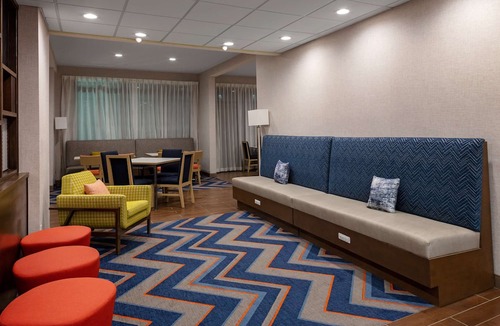 Castle Rock Hotel | Hampton Inn Castle Rock