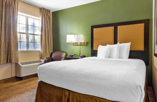 Lakewood Hotel | Extended Stay America Select Suites Denver Lakewood South