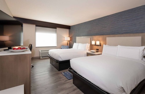 Thornton Hotel | DoubleTree by Hilton Denver - Thornton