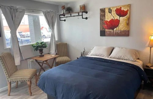 Morse Park Apartment | 12 Moroccan Vintage Motel EV Charging Available