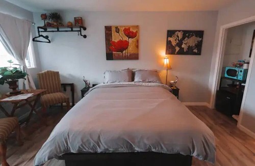 Morse Park Apartment | 12 Moroccan Vintage Motel EV Charging Available