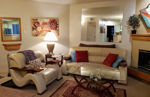 Greenwood Village Condo | Denver/DTC Executive Corp Long/Short Term Stay Entire Condo