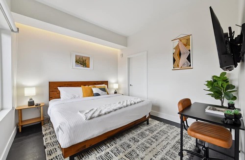 Highland Condo | Chic Made Easy | 1BR LoHi Loft | Dog-Friendly