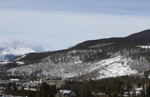 Mountain House Hotel | Pet-friendly Ski Resort w/Scenic Views! 2 Comfortable Units, Breakfast, Shuttle