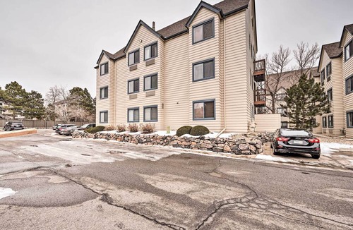 Greenwood Village Apartment | 2 Blocks to Light Rail: Denver Unit w/Kitchenette