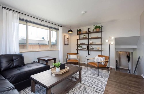Wheat Ridge Apartment | Modern Chic Retreat | Near Mtns & Red Rocks | Wifi