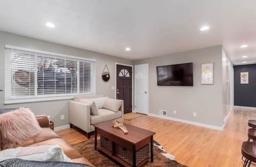 Berkley Apartment | Denver Retreat Near Downtown - Hot Tub + Fire Pit +Grill!