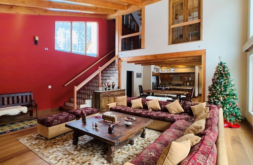 Taos Ski Valley House | Gorgeous spacious ski-in ski-out Taos chalet! Still available Christmas Week!