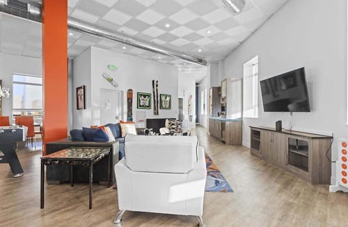 Downtown Denver Condo | The All-Star! Deluxe Penthouse in Heart of Downtown