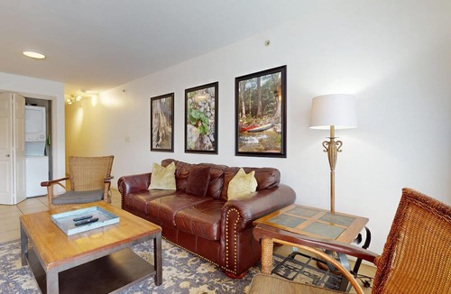 New Braunfels Condo | River City Resorts: WW J203 *Guadalupe River, Free Tubes with Rental*