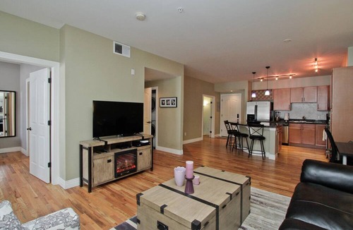Jefferson Park Condo | All new furniture, heated garage, newer building location makes this a MUST!