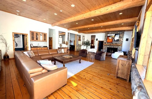 Breckenridge House | Waterfront, 10min>Ski, Spa, Game Rm, 3 car heat gr