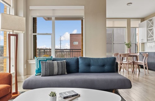 LoDo Apartment | Kasa Union Station Denver
