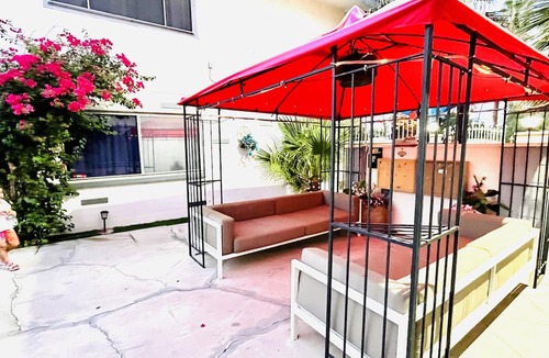 Beverly Green Apartment | 2BRCondo,LasVegas,WalkToStrip,LVCC,STRIP,Book,sale,WiFi,pool,summer