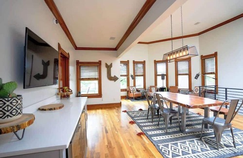 Five Points Apartment | Pinky's Palace | Curtis Park Club | RiNo