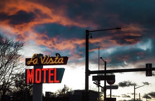 Hale Apartment | Snowy Peaks Getaway | La Vista Motel | 212