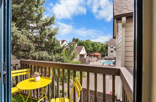 Englewood Condo | Modern Retreat | 2BR Retreat Near Denver | Gym