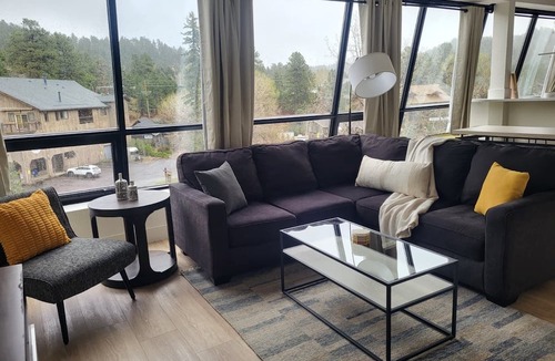 Kerr Gulch Condo | Modern condo with town and mountain views!