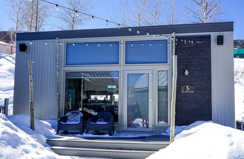 Mesa Cabin | Contemporary Mesa Accommodation Ideal for Glamping in Colorado