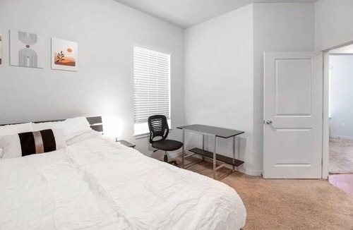 Greeley Apartment | Charming 2-Bedroom Retreat Near UNC and DT