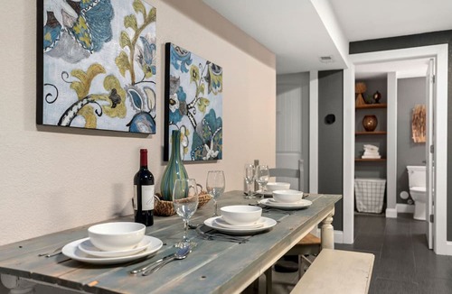 Martinez Park Apartment | Beautiful Old Town Apartment with Hot Tub & Bikes